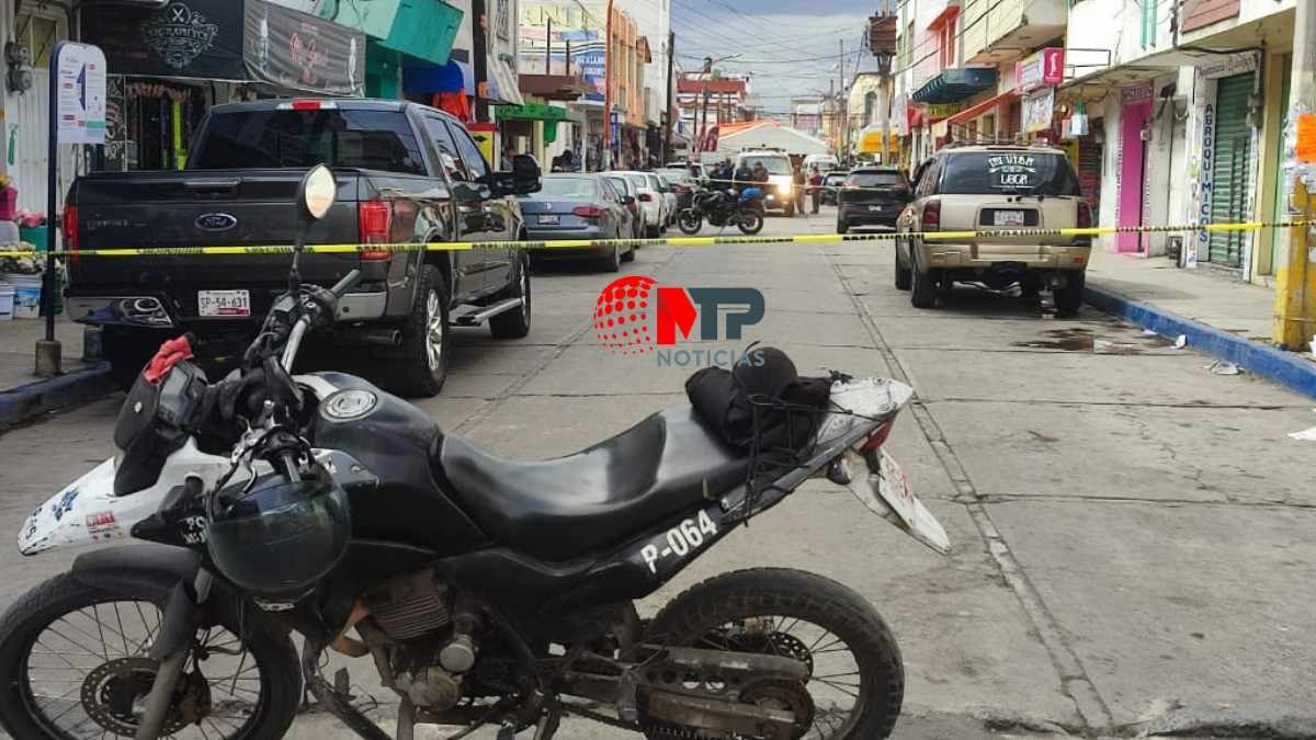 Asesinan a un hombre en Texmelucan afuera de una tintorería