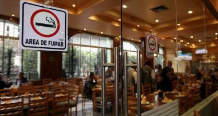 Con la entrada entrada en vigor de la Ley de Control de Tabaco, restauranteros advierten bajas ventas 