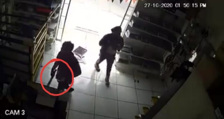 Con machete en mano, asaltan en la Central de Abastos (VIDEO)