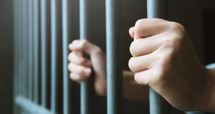 carcel prisión detenido