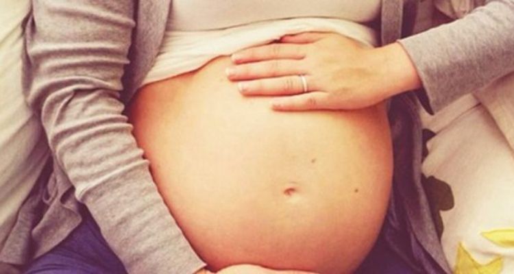 Mujer dará a luz a 13 bebés