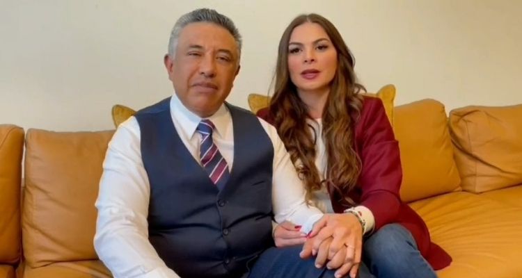 Auditor de Puebla y su esposa