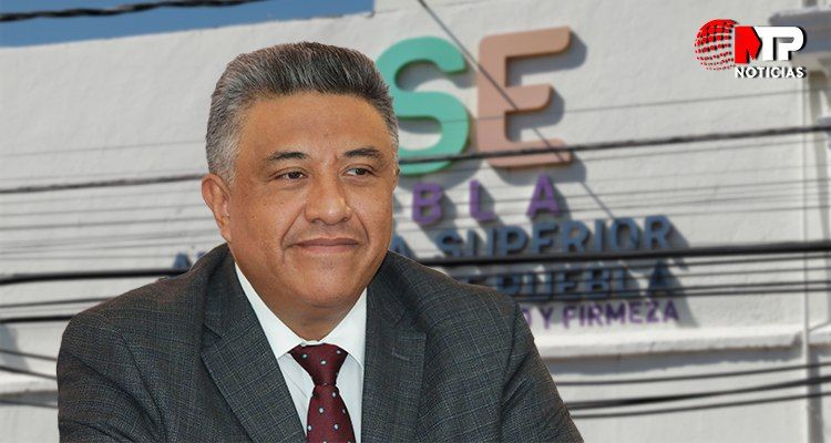 Auditor de Puebla Francisco Romero amparado por violencia familiar