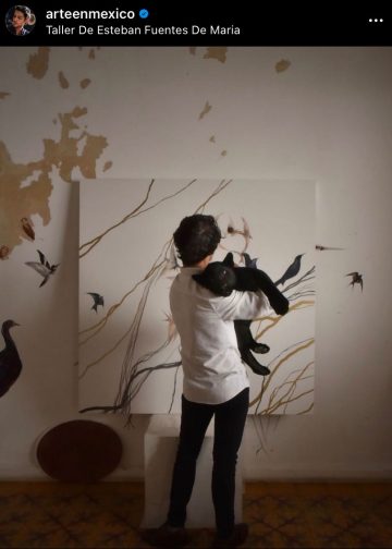 El pintor con un puma aparentemente de su propiedad / Foto: Instagram / arteenmexico