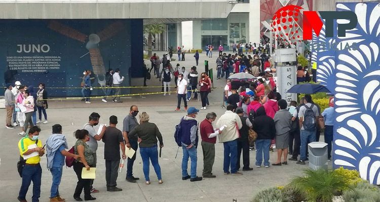 vacuna con la dosis de refuerzo contra la Covid-19 en Puebla