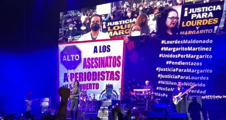 Caifanes protesta en su concierto por feminicidios