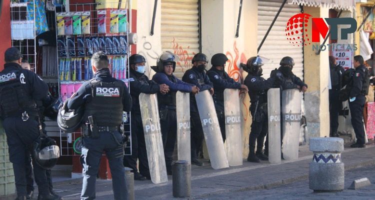 Calles de Puebla sin ambulantes por operativo