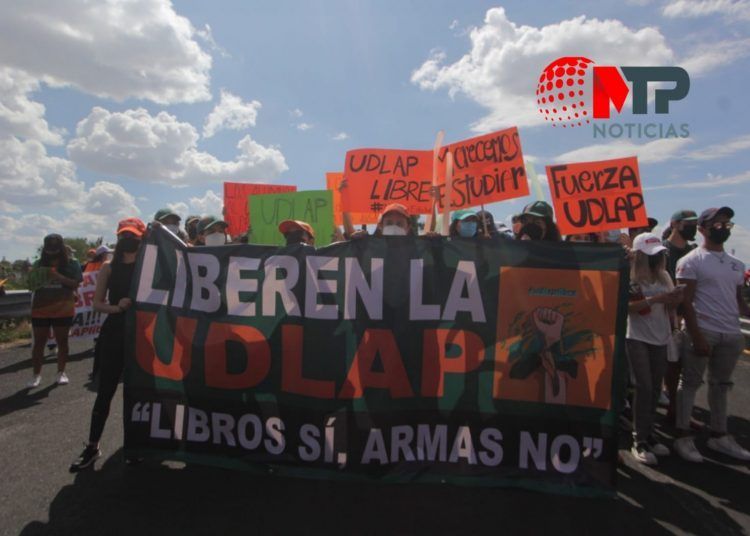 marcha-UDLAP-Puebla