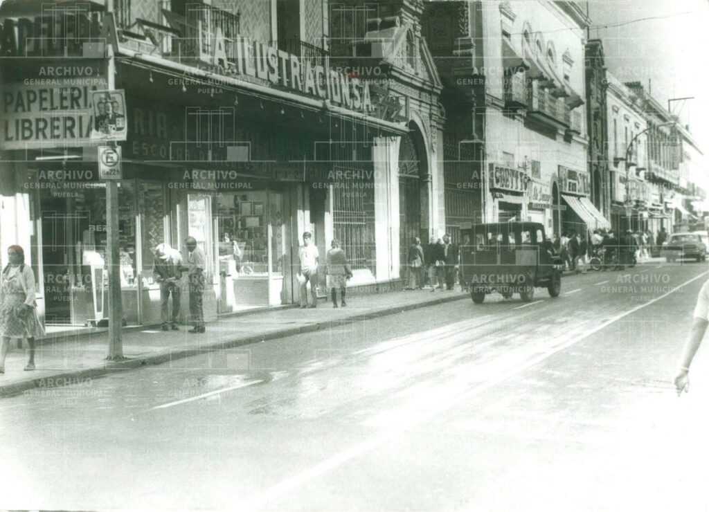 Puebla antigua: así lucía el pasaje de la 5 de Mayo durante 1975