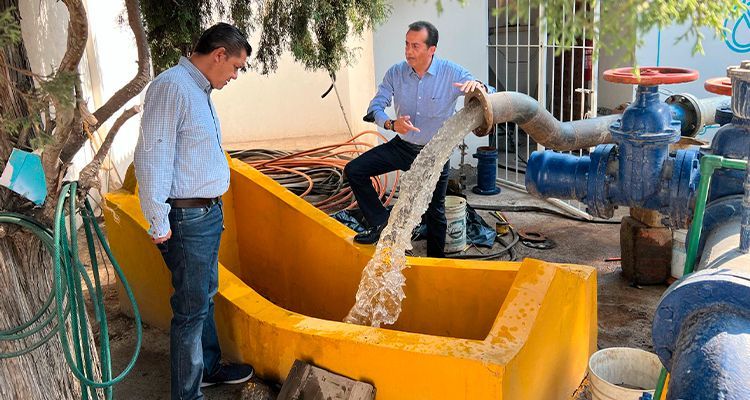 mantenimiento a red de abasto de agua en San Pedro Cholula