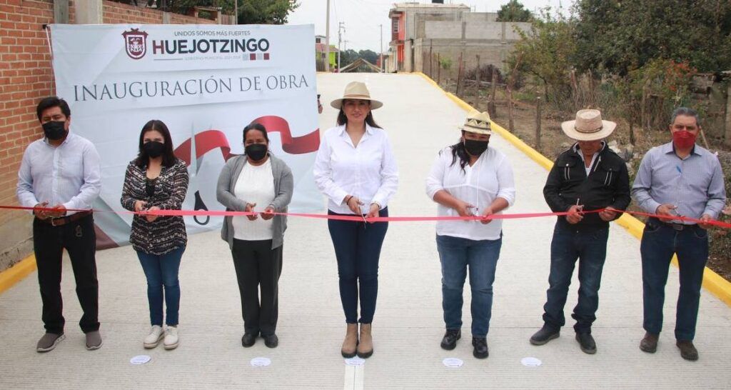 angélica alvarado inaugura calle nepopualco