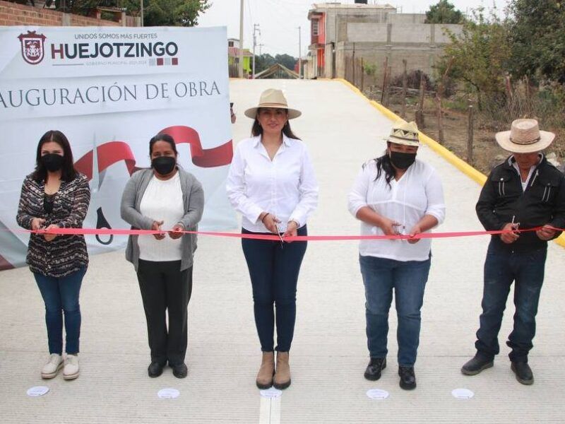 angélica alvarado inaugura calle nepopualco