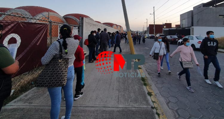 Iniciavacunación de menores en San Andrés Cholula