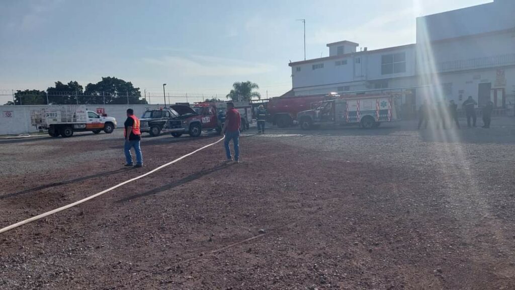 Explotan 6 pipas de Flama Gas en Tepeojuna