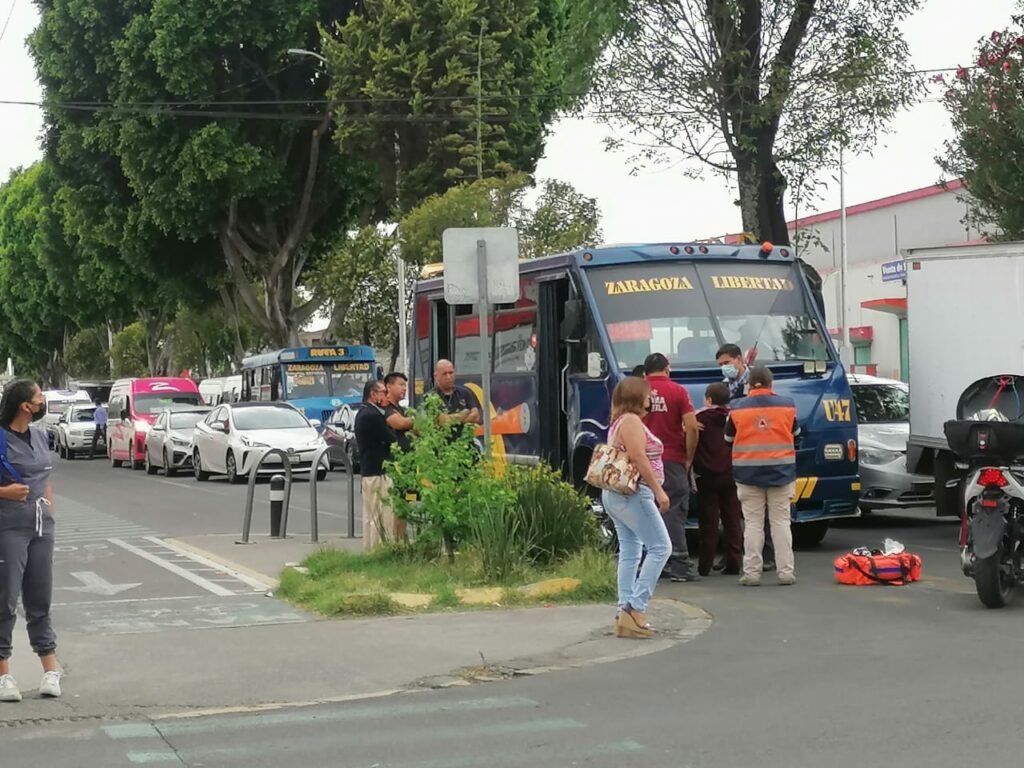 Ruta 3 atropella a mujer de 50 anos en centro de Puebla