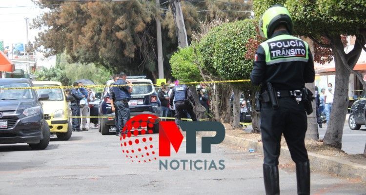 Niña grave por atentado en fila de vacunación en Puebla