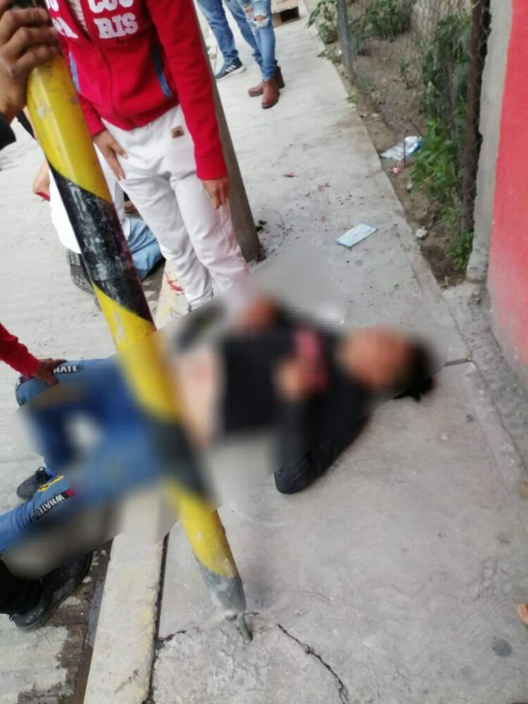 Dos hombres heridos en Santa Ana Xalmimilulco