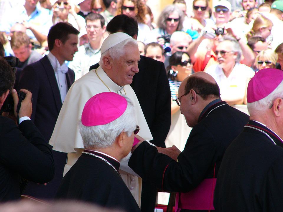 Joseph Aloisius Ratzinger muere Papa Benedicto XVI