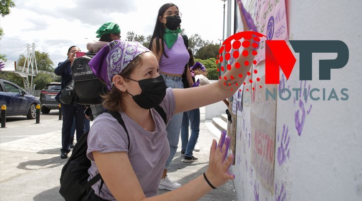 Ocho años de cárcel para funcionarios que filtren información sobre feminicidios, proponen en Puebla