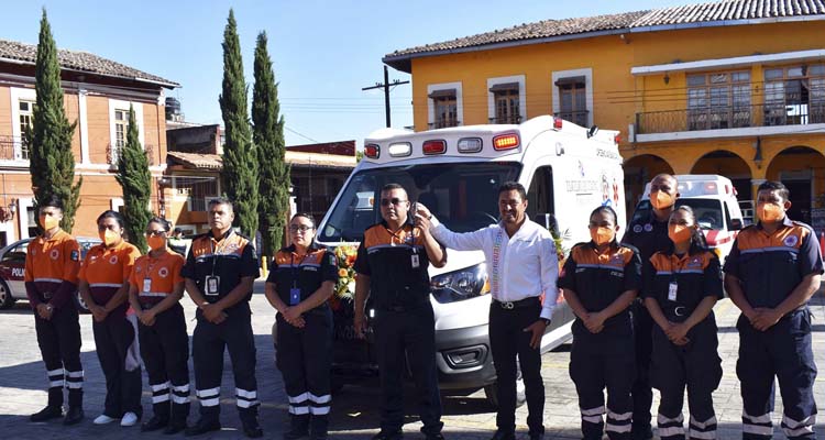 Tlatlauquitepec suma ambulancia atencion emergencias