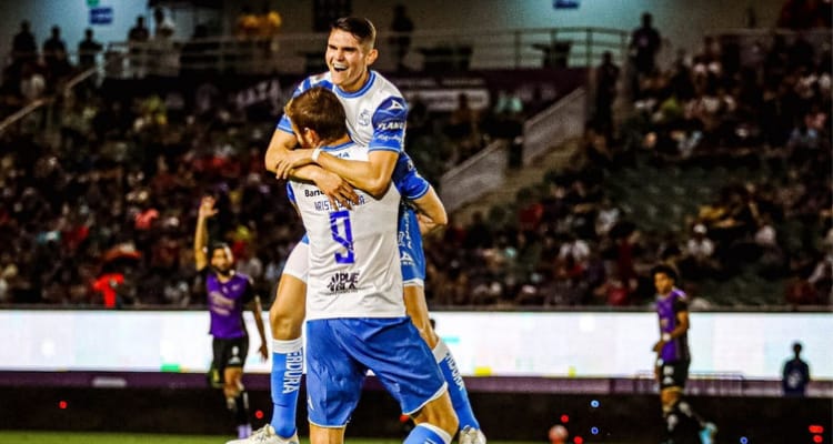 El Club Puebla vence 4-2 a Mazatlán, el primer triunfo del Apertura 2022