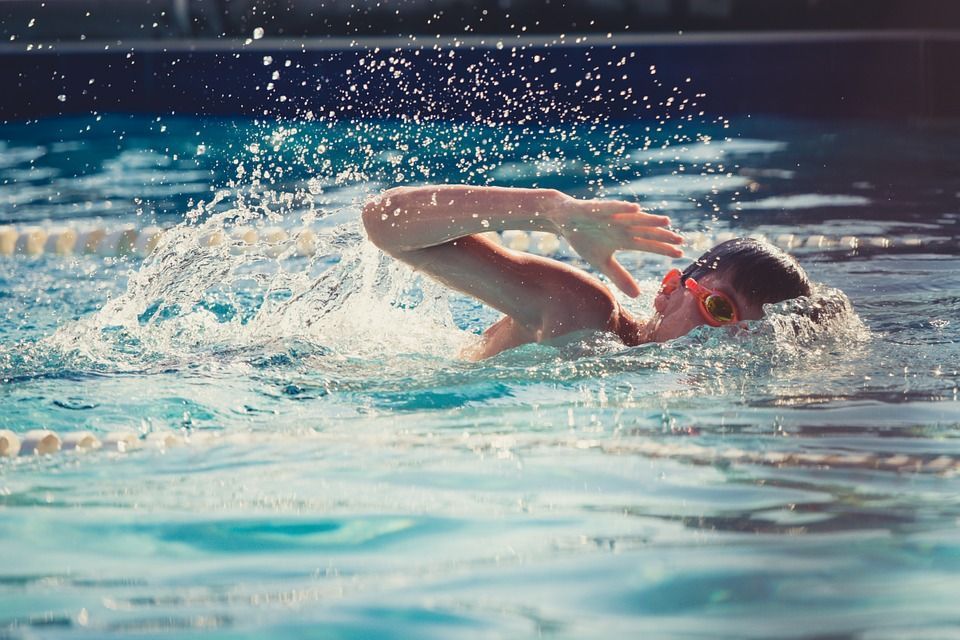 La BUAP ofrece curso intensivo de natacion