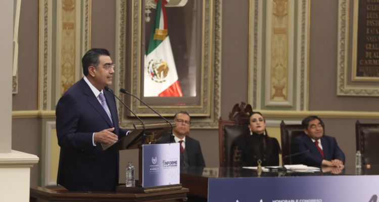 Sergio Salomón informe en Congreso de Puebla