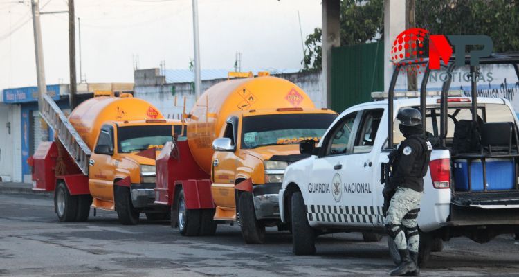Operativo toma por sorpresa a Xonacatepec, confiscan pipas de huachigaseros