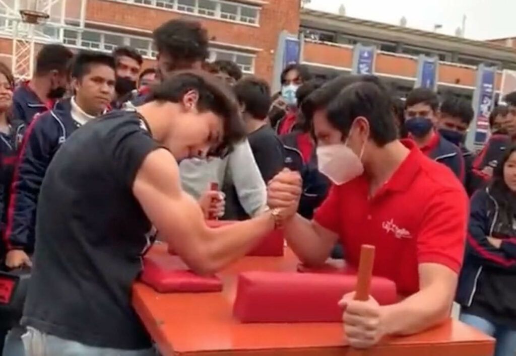 Alumno se disloca el brazo en concurso de fuercitas de Colegio Benavente