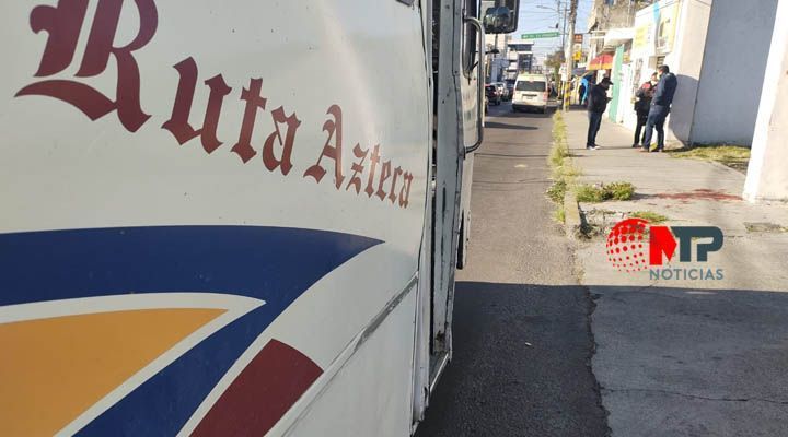 Muere militar golpeado por pasajeros de Ruta Azteca en Puebla