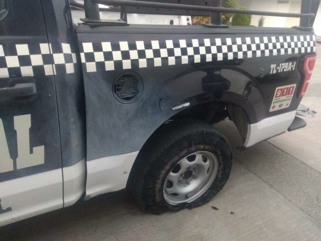 Normalistas se enfrentan con policias de Tlaxcala 4