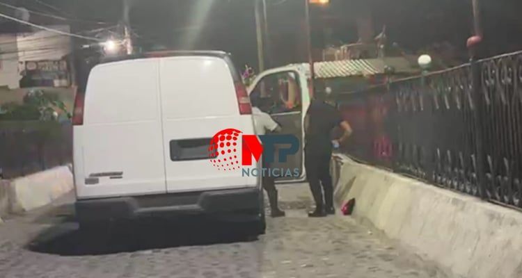 Abandonan cadáver de hombre con orejas mutiladas en río de Izúcar, Puebla