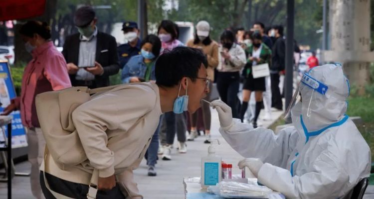 Refuerzan medidas contra aumento de casos de Covid-19 en grandes ciudades de China