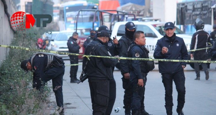 Robo de tractocamión desata balacera en Villa Frontera, México-Puebla