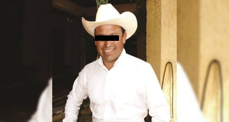 Asesinan a balazos a exedil de Teotlalco cuando conducía su auto en Morelos