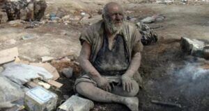 Muere a los 94 años el hombre más sucio del mundo" en Irán
