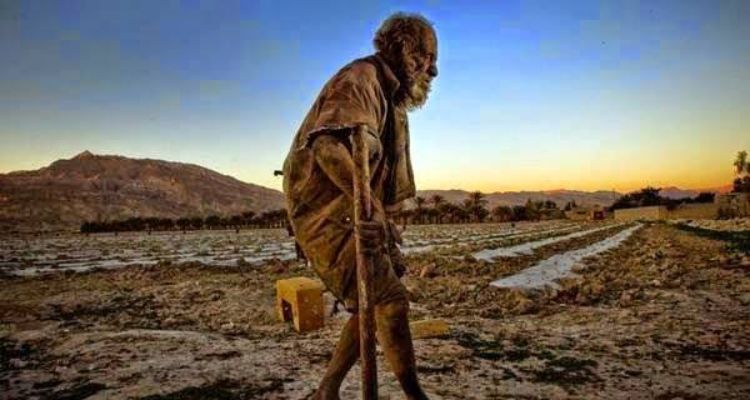 Muere a los 94 años el hombre más sucio del mundo" en Irán