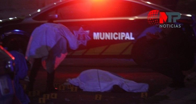 Asesinan a balazos a mujer en Villa Frontera
