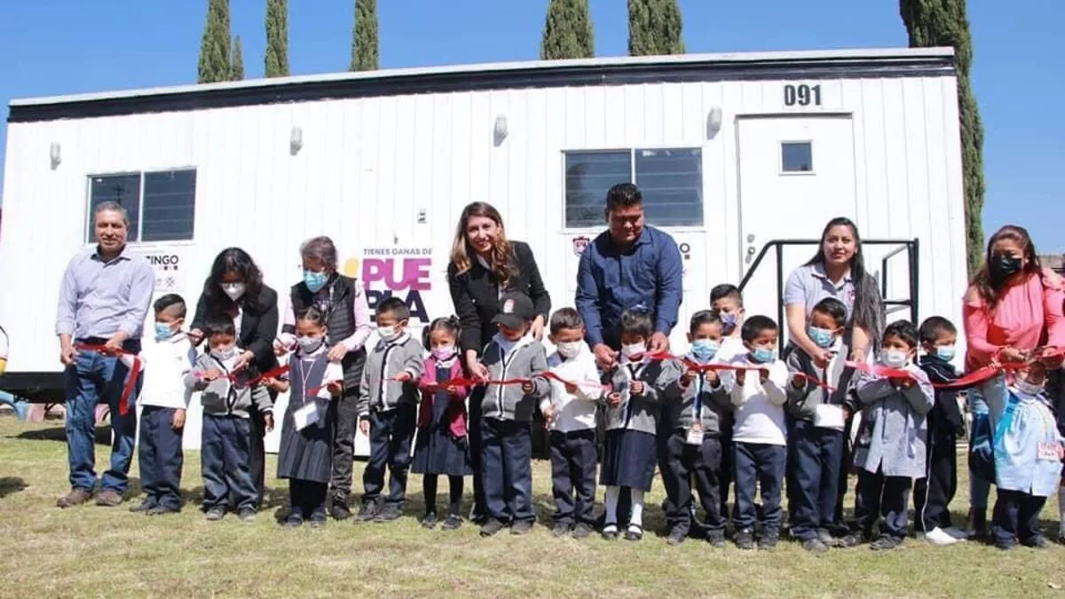 Alvarado entrega unidad alimentaria en Tianguizolco