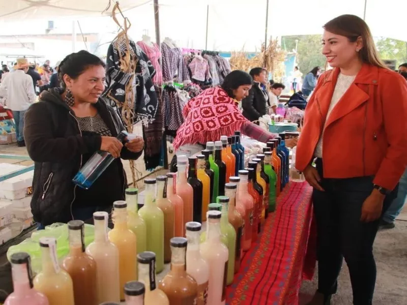 Inaugura Angélica Alvarado Feria del Tejocote y Maíz en Huejotzingo