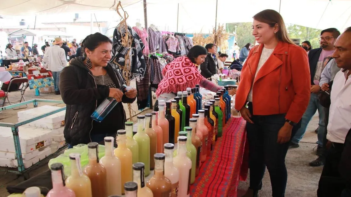 Inaugura Angélica Alvarado Feria del Tejocote y Maíz en Huejotzingo