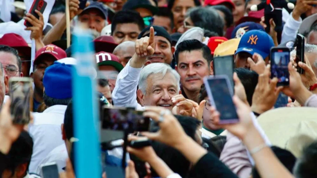 amlo-marcha--beatriz