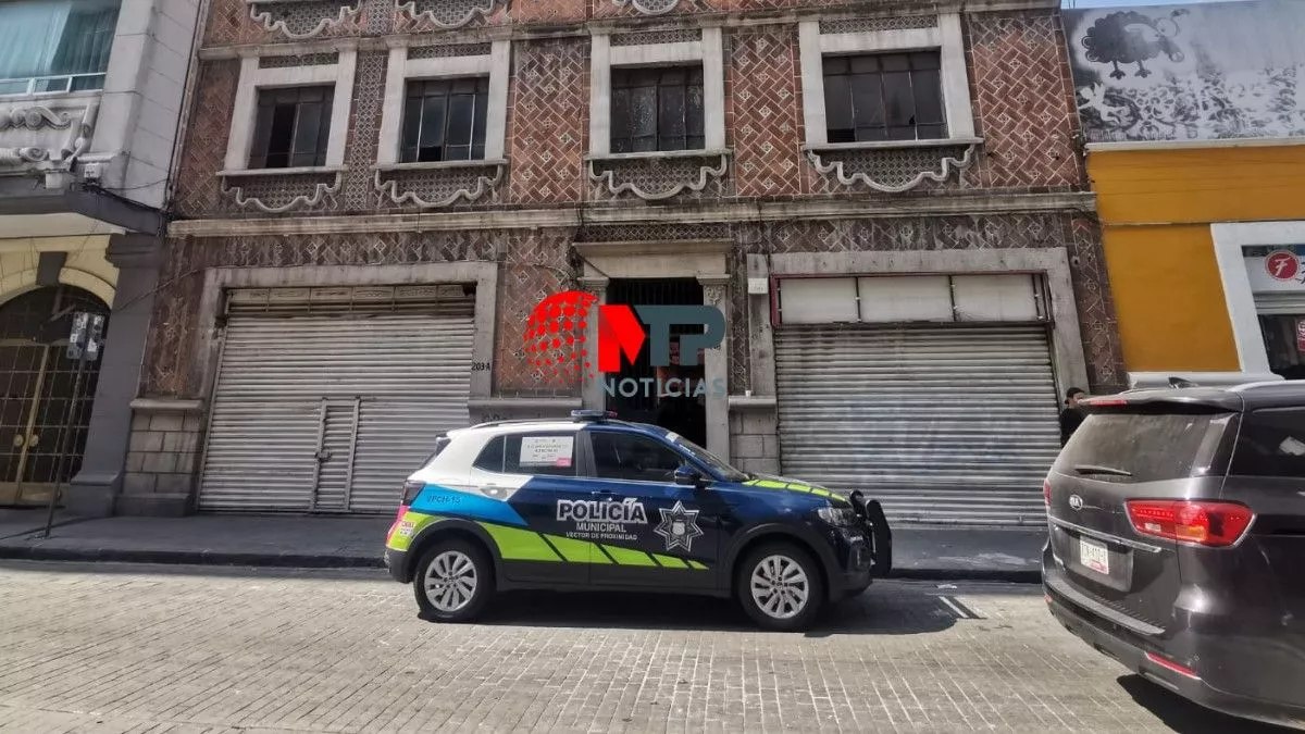 Hallan cuerpo de mujer al interior de su vivienda en centro de Puebla