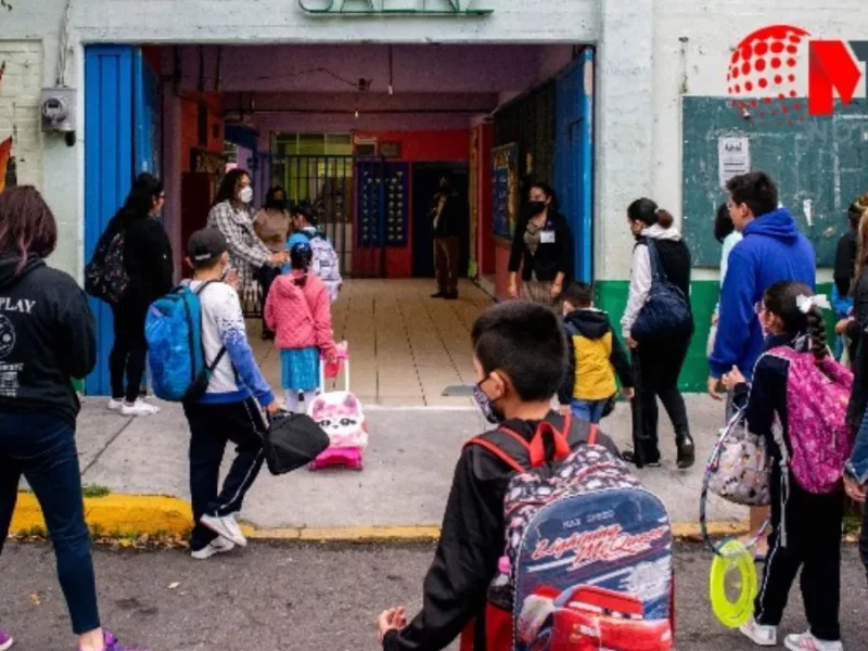 Escuelas NO pueden hacer puente ni cambiar días de asueto en Puebla