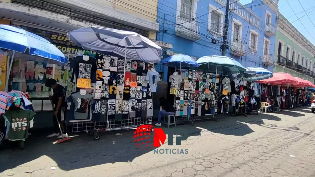 Hasta 50 pesos diarios pagarán ambulantes en el municipio de Puebla en 2023