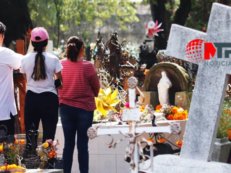 horarios de panteones en Puebla