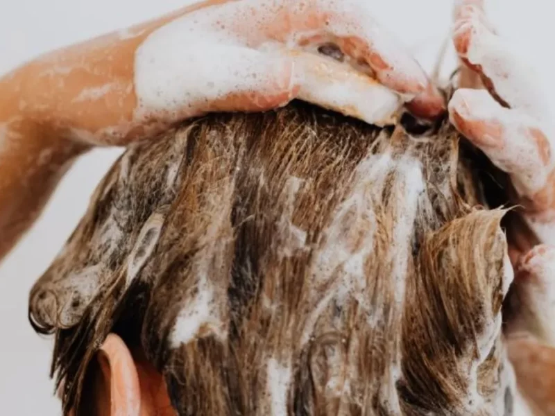 ¿Usas estas marcas de shampoo?, las retirarán del mercado por riesgo de provocar cáncer