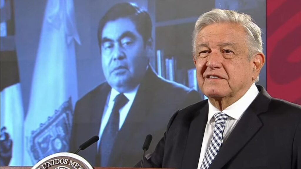 “Barbosa, siempre abriéndose paso”: así recuerda AMLO al gobernador de Puebla