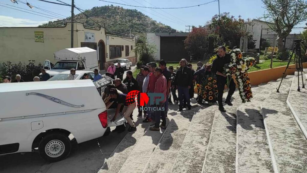 Realizan misa para cuatro ejecutados en Totimehuacan, Puebla