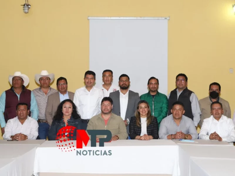 Presidentes municipales piden a diputados aprobarles el DAP en Puebla